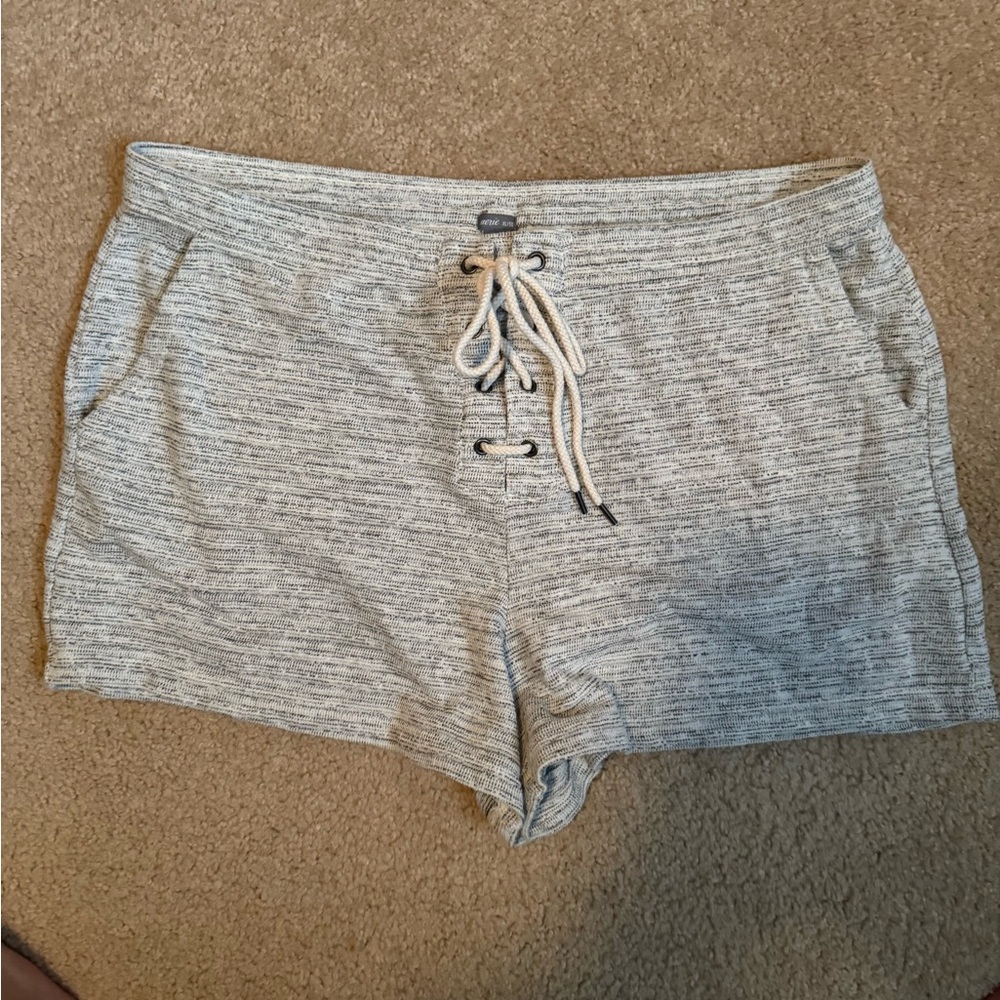 Women's Heather Gray Lace-Up Shorts